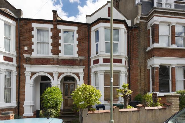 Flat 2, 105 Durham Road, East Finchley, London N2 9DR
 4