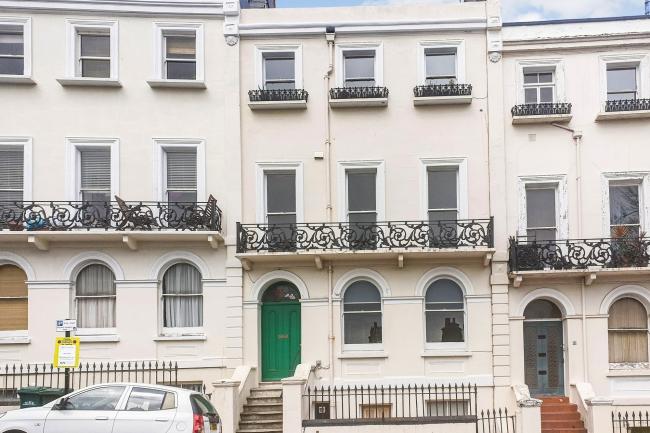 Basement Flat, 103 Roundhill Crescent, Brighton, East Sussex BN2 3GP
 1