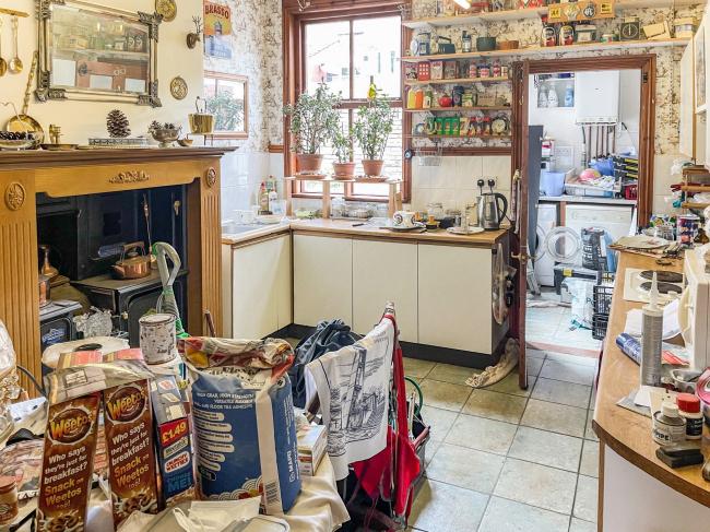 66 Westwood Road, Nottingham, Nottinghamshire, NG2 4FS
 3