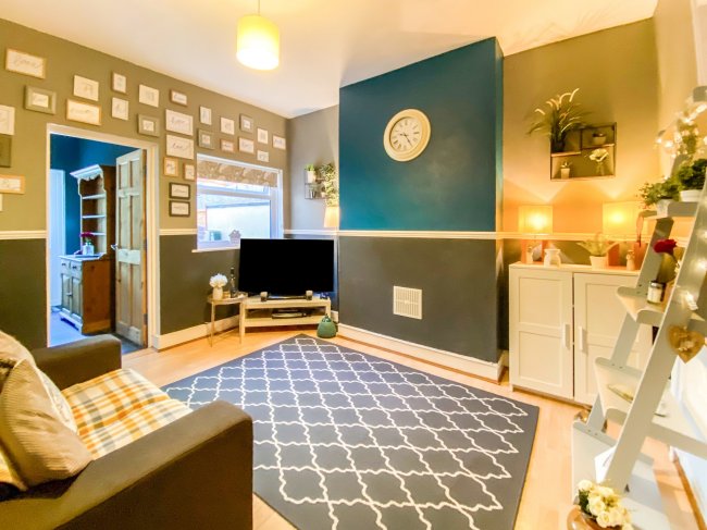 160A Links Road, Tooting, London SW17 9ES 
 1