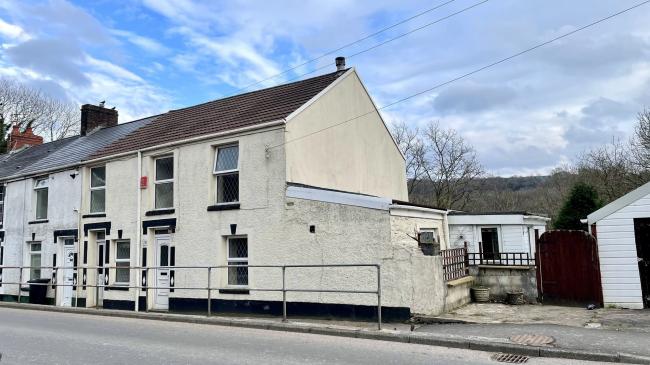 30 Ynysmeudwy Road, Pontardawe, Swansea, SA8 4QD
 7