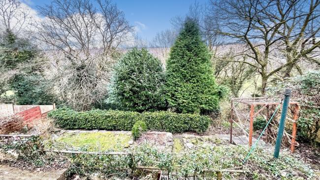 30 Ynysmeudwy Road, Pontardawe, Swansea, SA8 4QD
 7