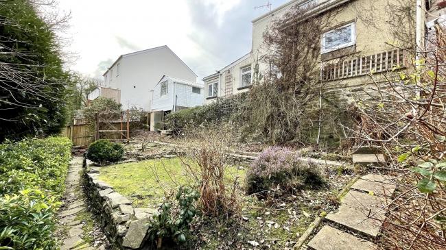 30 Ynysmeudwy Road, Pontardawe, Swansea, SA8 4QD
 7