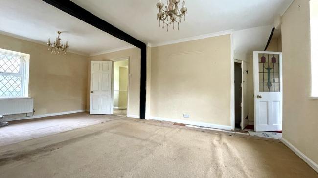 30 Ynysmeudwy Road, Pontardawe, Swansea, SA8 4QD
 7