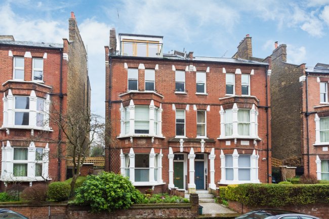 Flat 2, 34 Savernake Road, Hampstead, London NW3 2JP
 1