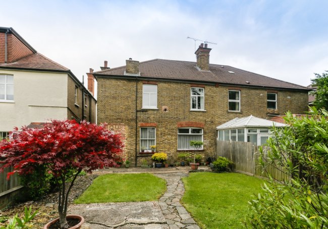 58A Radnor Road, Harrow, Middlesex, HA1 1SA 6