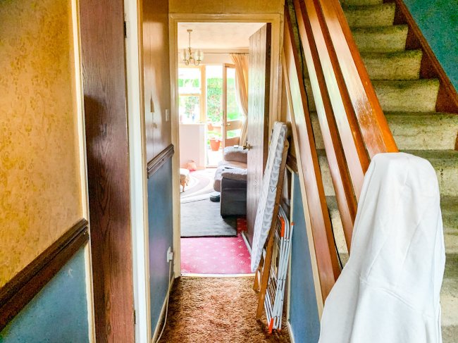 26 Sawston Close, Radbrook Green, Shrewsbury, Shropshire, SY3 6AY
 9