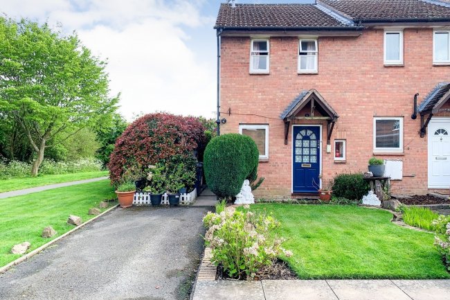 26 Sawston Close, Radbrook Green, Shrewsbury, Shropshire, SY3 6AY
 9