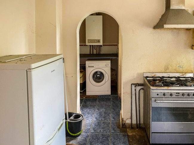 2 Mosul Way, Bromley, Kent BR2 8JL 7