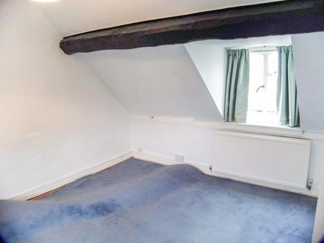 16 The Terrace, High Street, Mickleton, Chipping Campden, Gloucestershire GL55 6SL 7