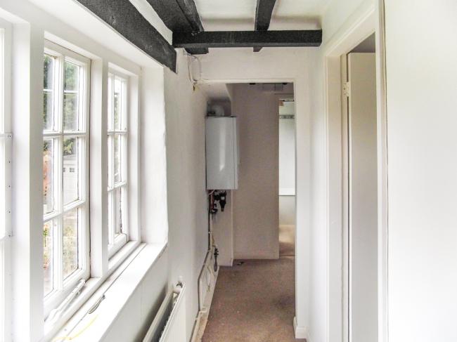 16 The Terrace, High Street, Mickleton, Chipping Campden, Gloucestershire GL55 6SL 7