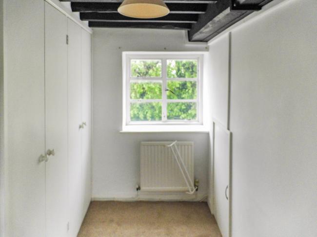 16 The Terrace, High Street, Mickleton, Chipping Campden, Gloucestershire GL55 6SL 7