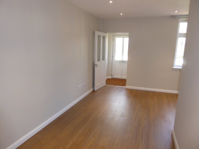 41 & 43 Nutfield Road, Merstham, Surrey, RH1 3EN 8