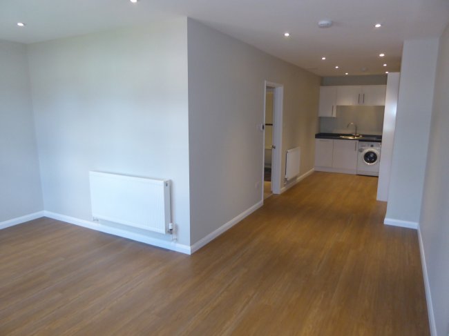 41 & 43 Nutfield Road, Merstham, Surrey, RH1 3EN 8