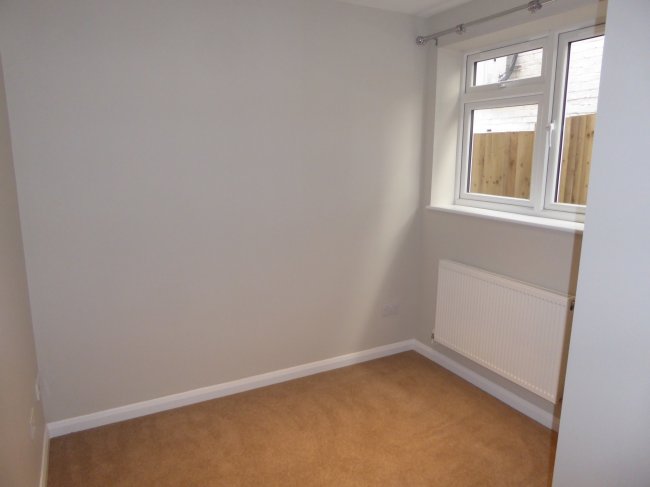 41 & 43 Nutfield Road, Merstham, Surrey, RH1 3EN 8