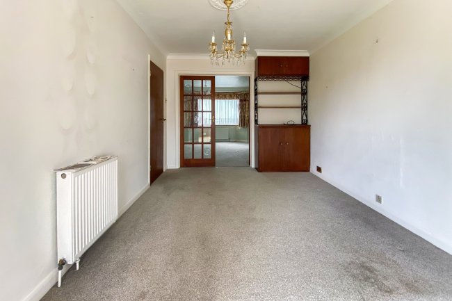 55 Chelsham Road, Warlingham, Surrey CR6 9EQ
 5