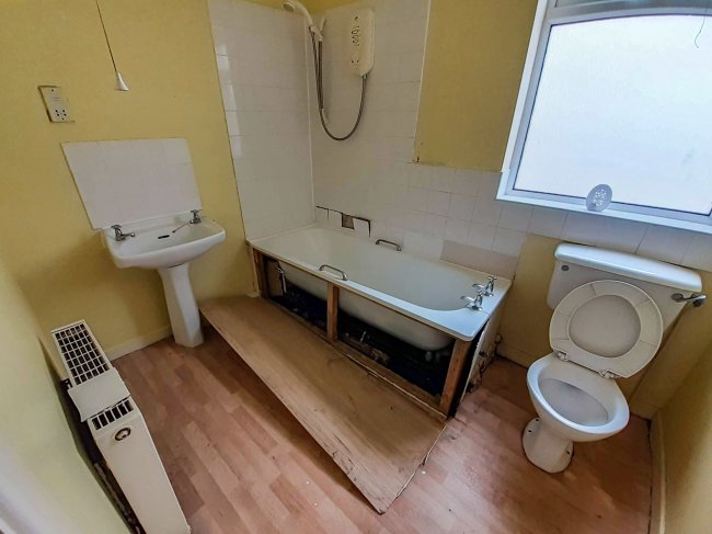 39 Livingstone Road, Blackpool, Lancashire, FY1 4BU 6