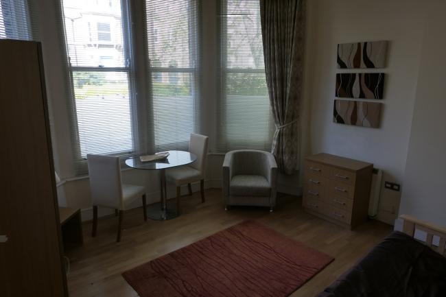 Flat 2, 17 Breakspears Road, Brockley, London SE4 1XW
 2