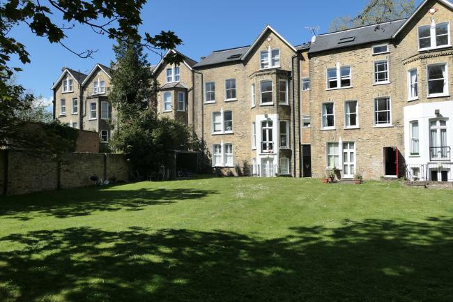 Flat 2, 17 Breakspears Road, Brockley, London SE4 1XW
 2