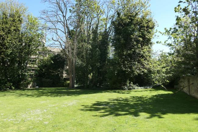 Flat 2, 17 Breakspears Road, Brockley, London SE4 1XW
 2