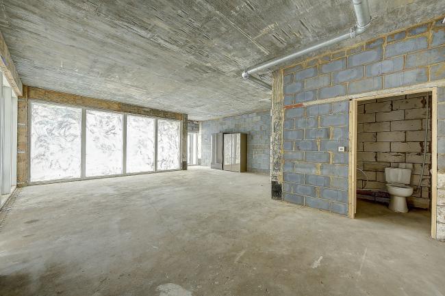 17 Ongar Road, Brentwood, Essex CM15 9AU 10