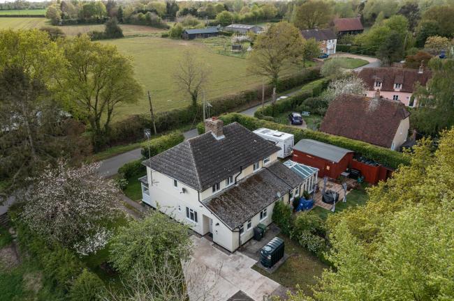 7 Woolpits Road, Great Saling, Braintree, Essex CM7 5DZ
 8