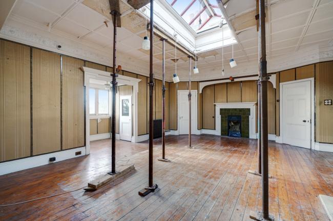 Ingleside, Edgehill Road, London, W13 8HW 10