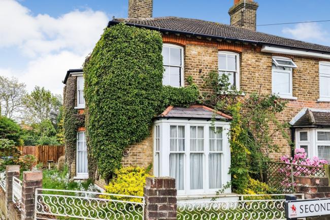 7 Second Avenue, Bush Hill Park, Enfield EN1 1BT
 3