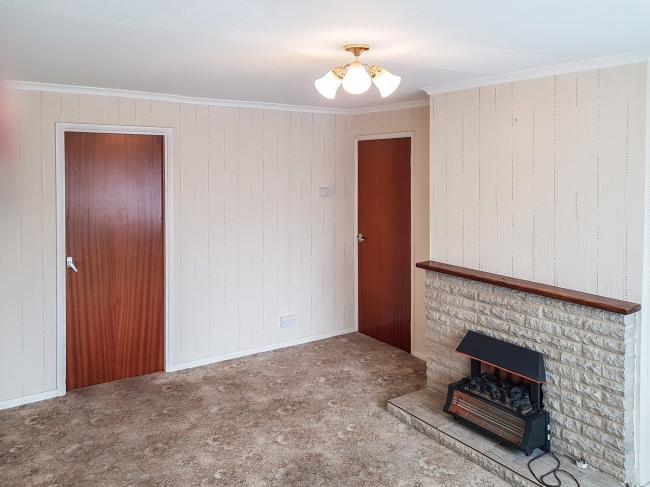 29 Deepmore Close, Alrewas, Burton-on-Trent, Staffordshire DE13 7AY  9