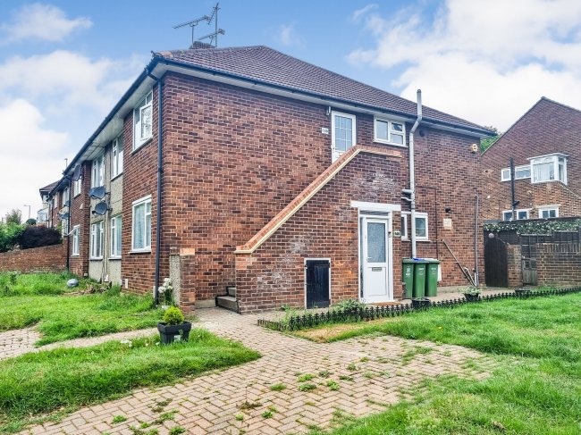 148 Rochester Drive, Bexley, Kent, DA5 1QG 5