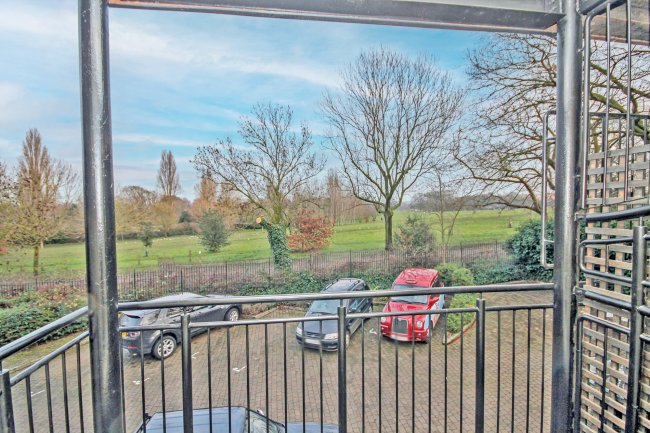 2 Brockwell Park Road, Tulse Hill, London, SW2 2YH 8