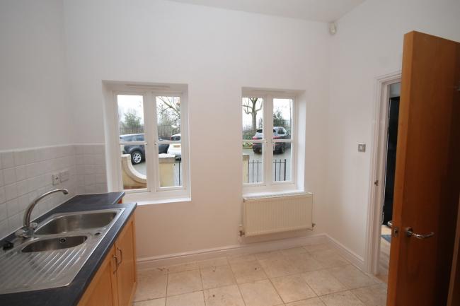 2 Brockwell Park Road, Tulse Hill, London, SW2 2YH 8