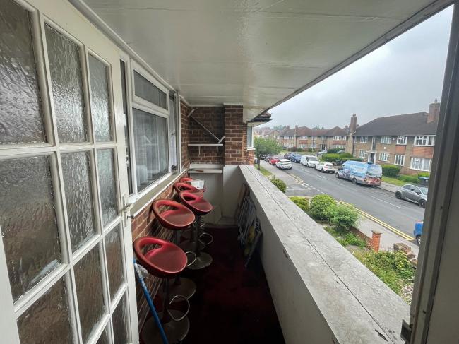 17A Warwick Road, Thornton Heath, Surrey, CR7 7NH 1