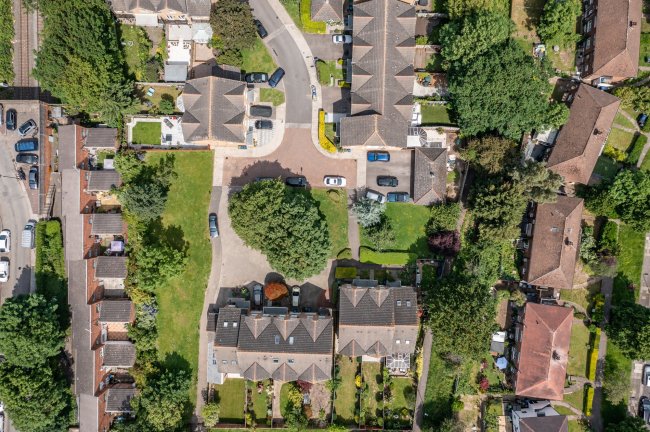 Land rear of 11 Chelsea Gardens, Castle Bar Park, Ealing, London W13 0DS 4