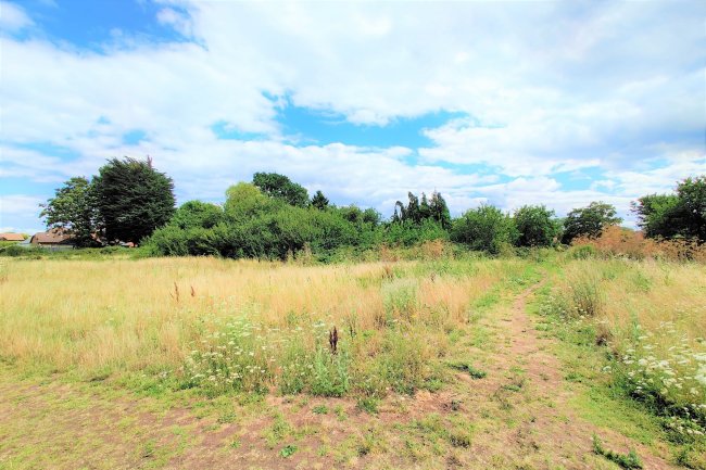 Land at Thamesfield, Wharf Road, Wraysbury, Staines, Surrey TW19 5JQ 10
