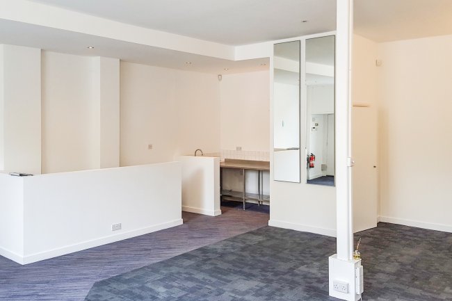 232 Hoxton Street, Hoxton, London N1 5LX
 6