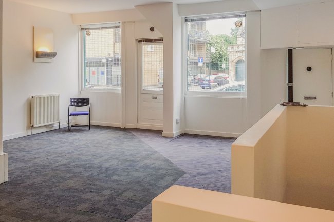 232 Hoxton Street, Hoxton, London N1 5LX
 6