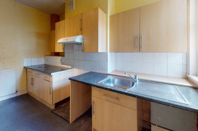 28 Muncaster Road, Battersea, London SW11 6NT
 8