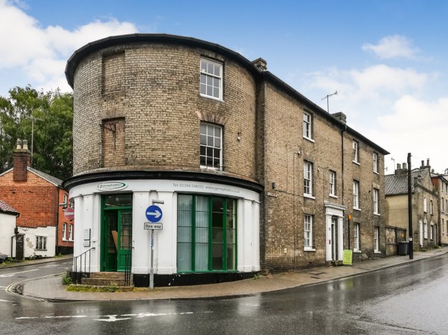 The Round House, 1 & 1A St John's Street, Woodbridge, Suffolk IP12 1EB 
 9