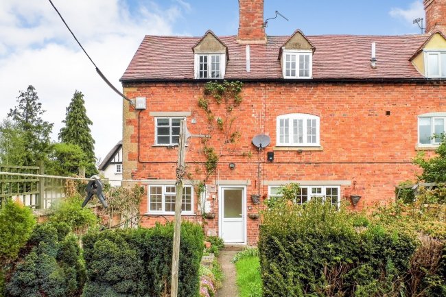 16 The Terrace, High Street, Mickleton, Chipping Campden, Gloucestershire GL55 6SL 10