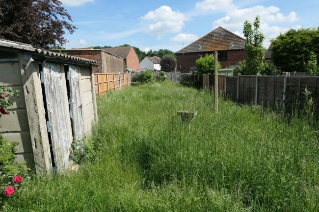 69 Lower Queens Road, Buckhurst Hill, Essex, IG9 6DS
 2