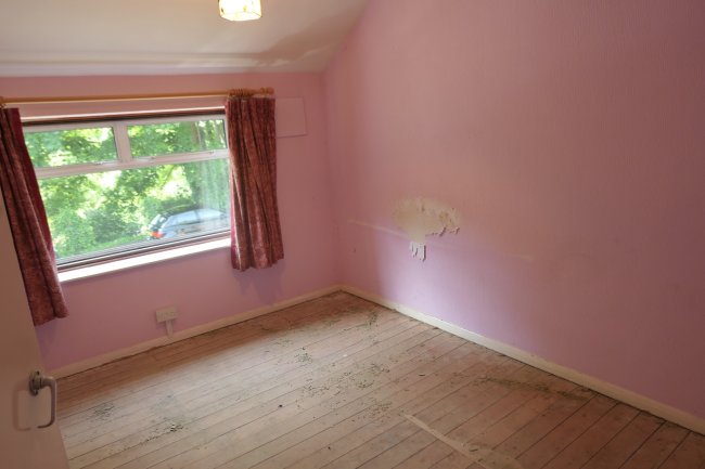 69 Lower Queens Road, Buckhurst Hill, Essex, IG9 6DS
 2