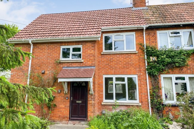 5 Silver Street, Potterne, Wiltshire SN10 5NG
 9