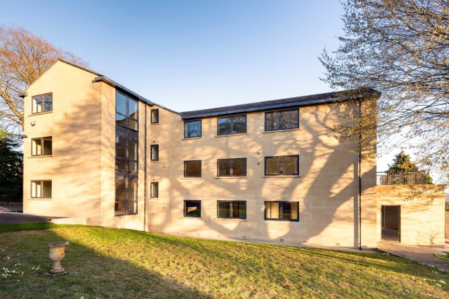 Charlecote, Lansdown Road, Bath BA1 5RJ
 1