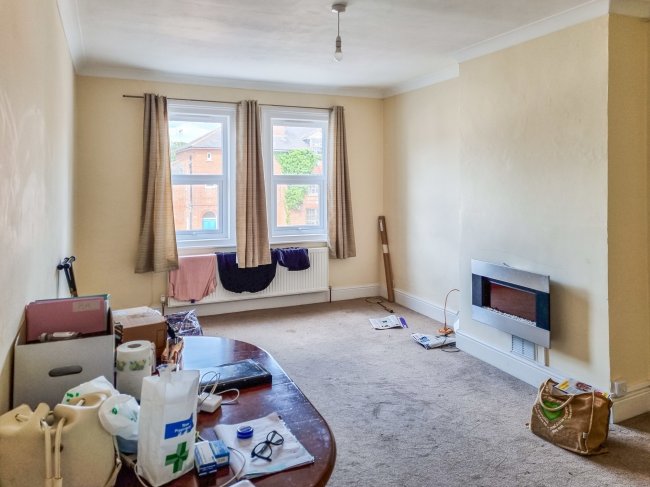 20 Norcot Road, Tilehurst, Reading, RG30 6BU
 2