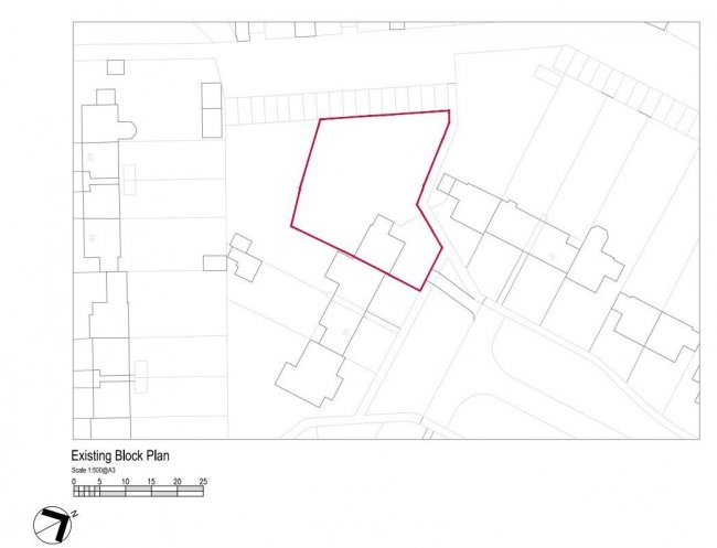 12 Lilac Close, Guildford, Surrey GU1 1PB
 9