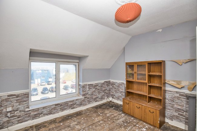 Flat 1  Swiss Cottage, Willoughby Road, Sutton on Sea, Lincolnshire LN12 2LZ
 9