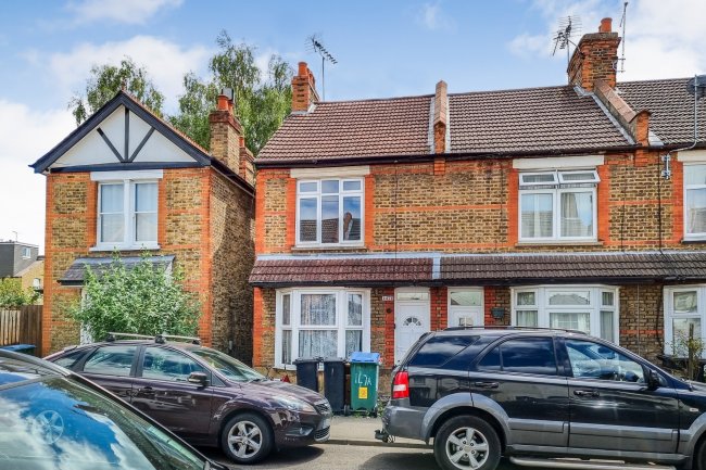 147a Chester Road, Watford, Hertfordshire, WD18 0LH
 1