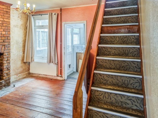 147a Chester Road, Watford, Hertfordshire, WD18 0LH
 1