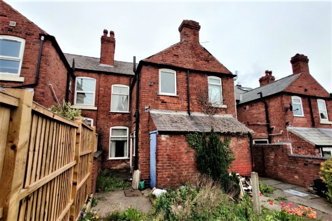 87 Park Road, Ilkeston, Derbyshire DE7 5DA
 4